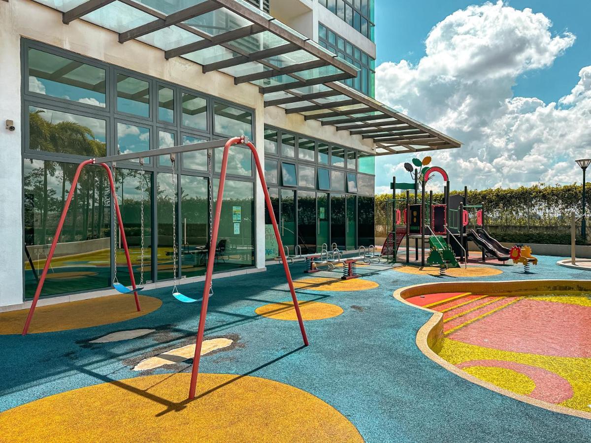 Starry Homes @ Green Haven 2Beds 2Bath+Pool View Masai Exterior photo